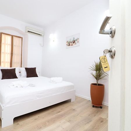 Gaia Bed & Breakfast Vlore Exterior photo