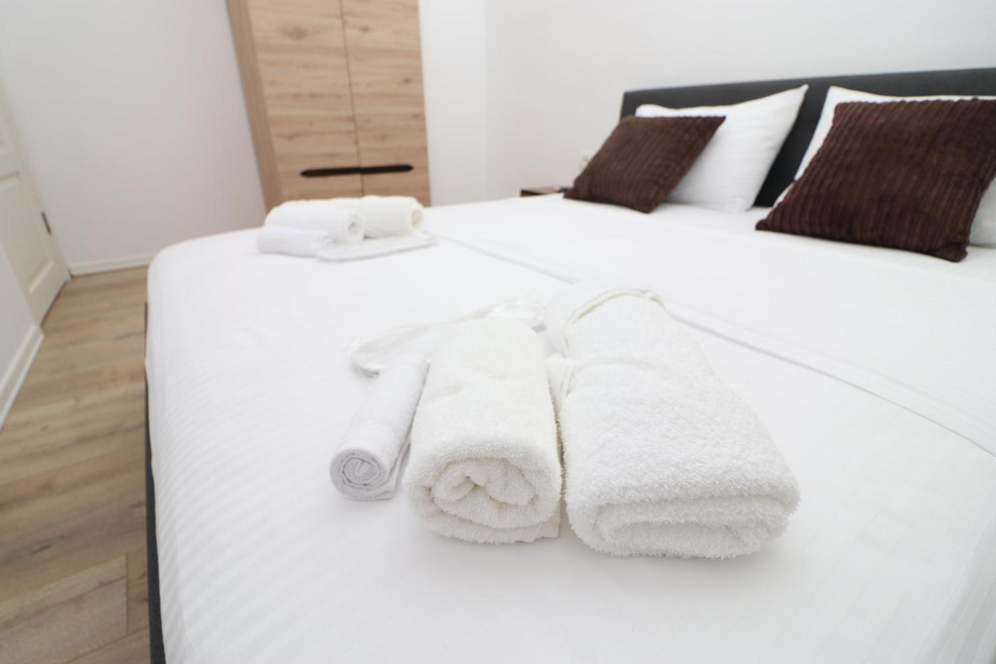 Gaia Bed & Breakfast Vlore Exterior photo