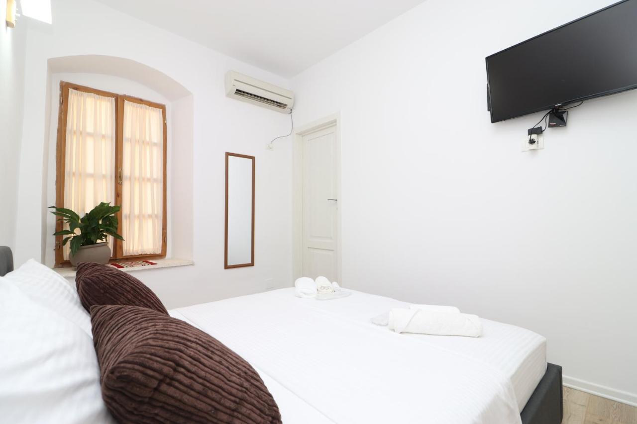 Gaia Bed & Breakfast Vlore Exterior photo
