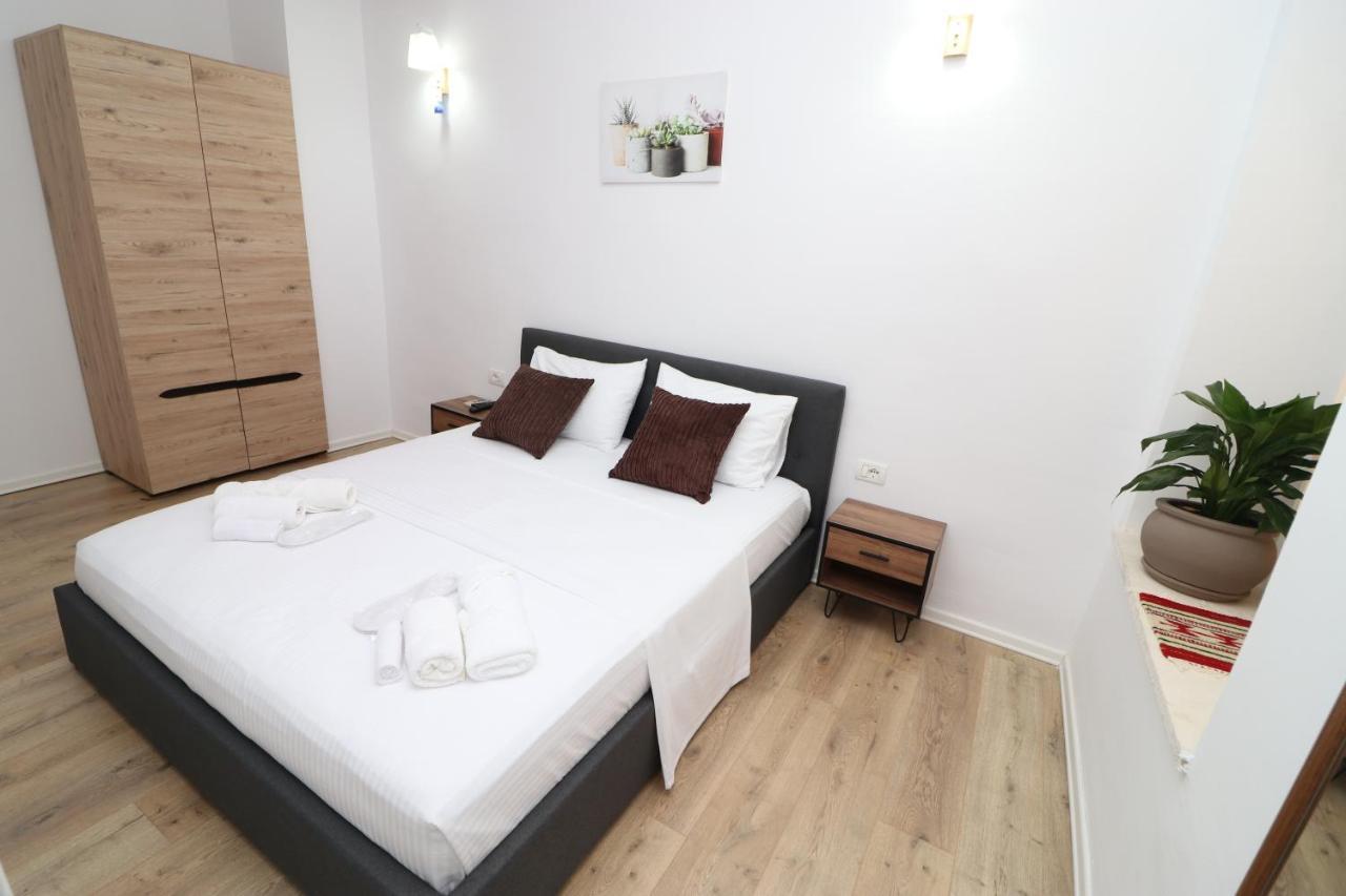 Gaia Bed & Breakfast Vlore Exterior photo